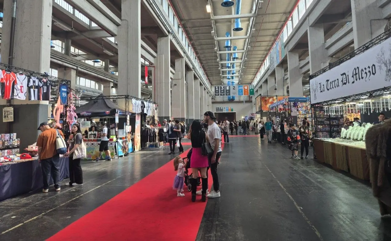 Be Comics! Be Games! all'interno